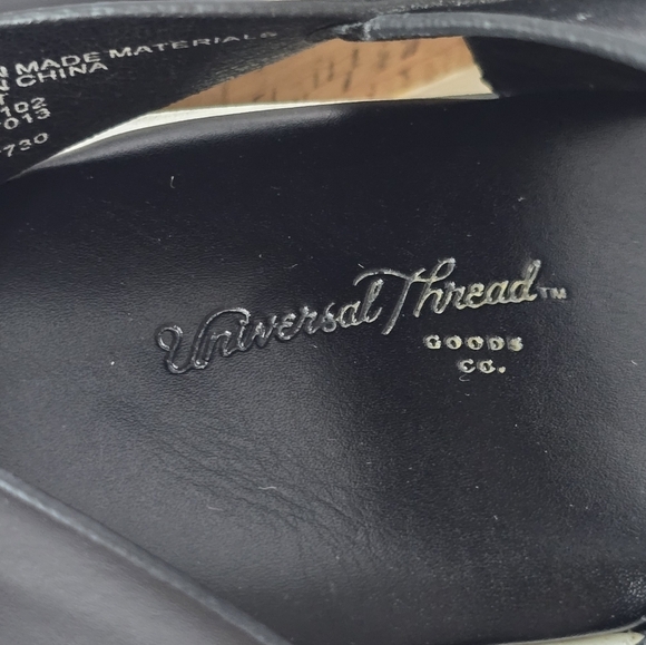 ⭐️40% Off⭐️ Universal Thread Gia Platform Sandals - Picture 8 of 9